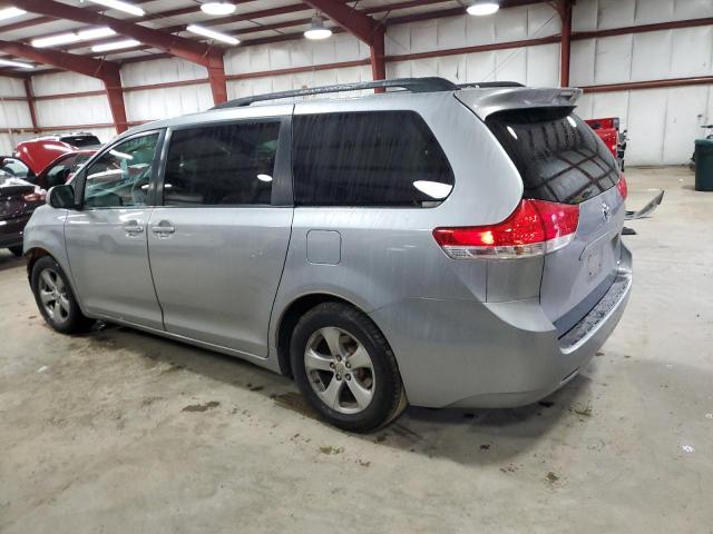 Photo 2 from auction – 2012 TOYOTA SIENNA LE with VIN 5TDKK3DC7CS184881