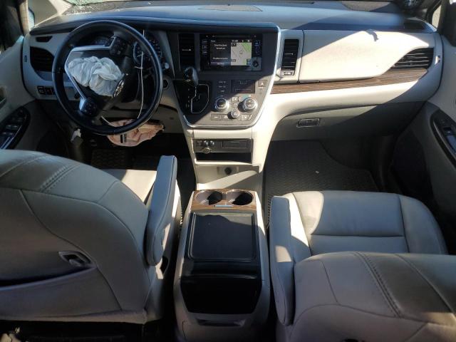 Photo 8 from auction – 2015 TOYOTA SIENNA XLE with VIN 5TDYK3DC9FS676682