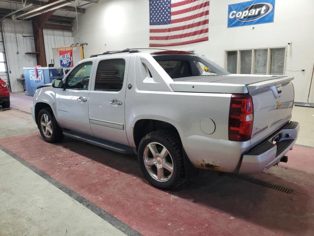 Photo 2 from auction – 2013 CHEVROLET AVALANCHE with VIN 3GNTKEE76DG317090