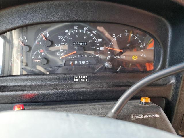 Photo 8 from auction – 2001 FORD F550 SUPER with VIN 1FCNF53S410A04665