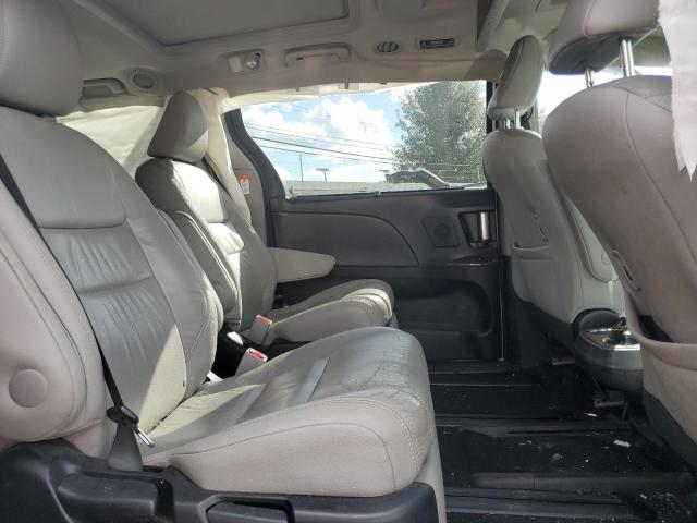 Photo 11 from auction – 2015 TOYOTA SIENNA XLE with VIN 5TDYK3DC0FS598924