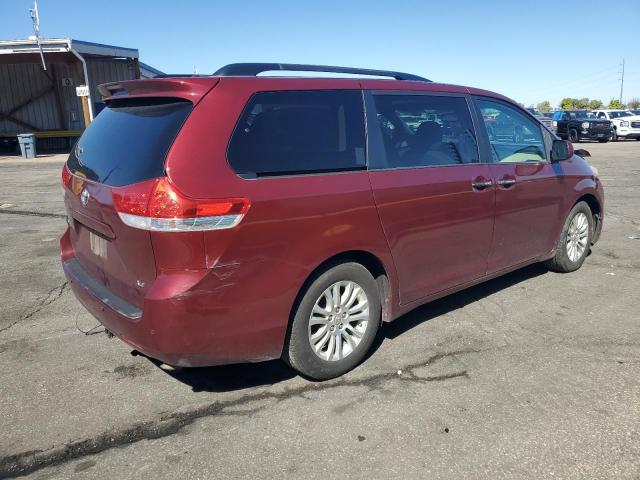 Photo 3 from auction – 2011 TOYOTA SIENNA XLE with VIN 5TDYK3DC5BS110917