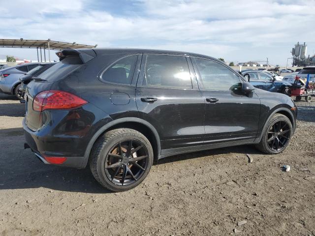 Photo 3 from auction – 2011 PORSCHE CAYENNE S with VIN WP1AB2A22BLA43457