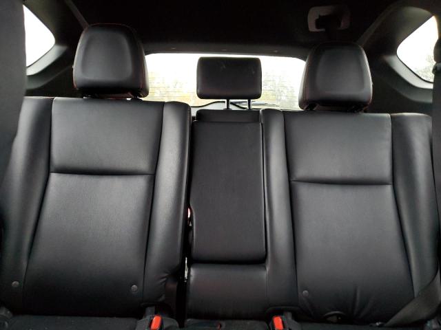 Photo 10 from auction – 2016 TOYOTA RAV4 SE with VIN JTMJFREV8GJ074153