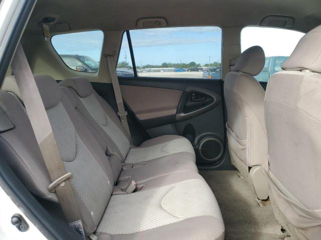 Photo 11 from auction – 2006 TOYOTA RAV4 with VIN JTMZD33V666019789