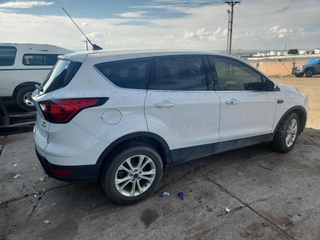 Photo 3 from auction – 2019 FORD ESCAPE SE with VIN 1FMCU0GD2KUB82494
