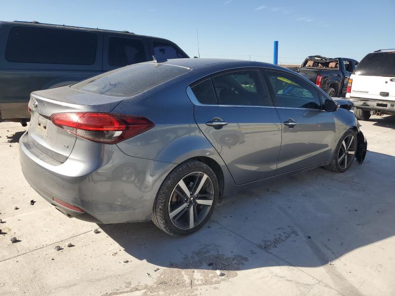 Photo 3 from auction – 2017 KIA FORTE EX with VIN 3KPFN4A8XHE092048