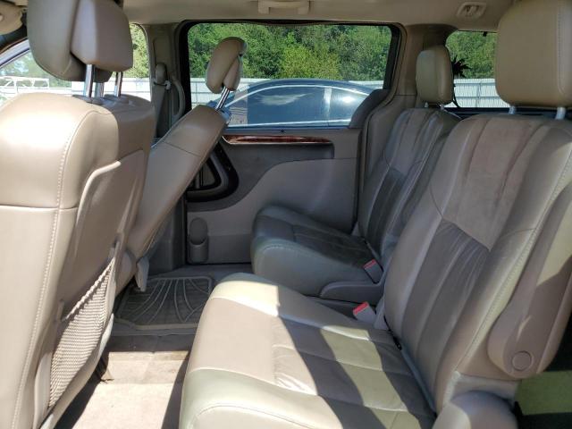 Photo 11 from auction – 2015 CHRYSLER TOWN & COU with VIN 2C4RC1GG8FR528164