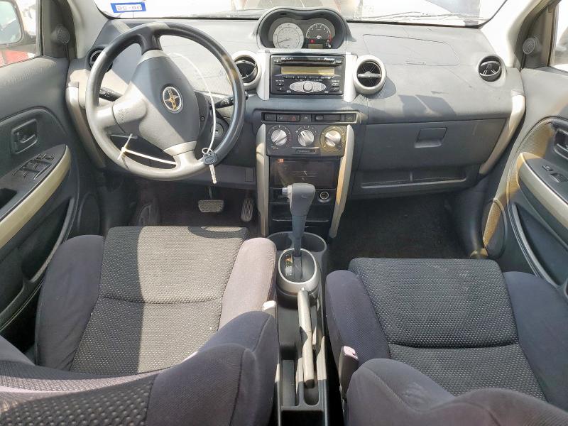 Photo 8 from auction – 2005 TOYOTA SCION XA with VIN JTKKT604150106544