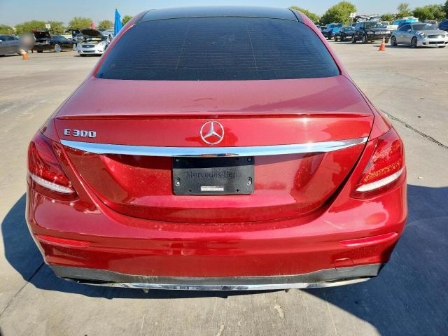 Photo 6 from auction – 2017 MERCEDES-BENZ E 300 with VIN WDDZF4JB8HA046507