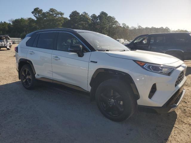 Photo 4 from auction – 2020 TOYOTA RAV4 XSE with VIN JTMEWRFV4LD543277