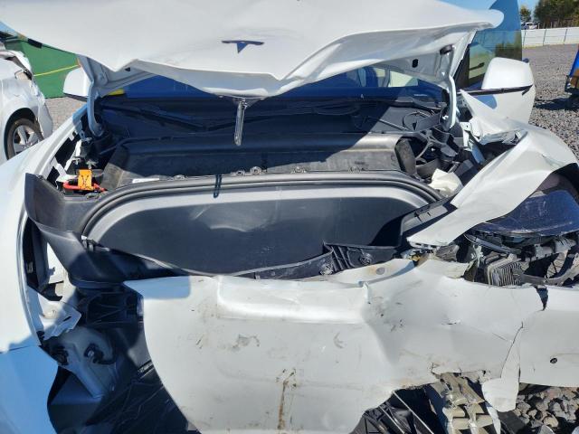 Photo 11 from auction – 2022 TESLA MODEL Y with VIN 7SAYGDEF3NF493719