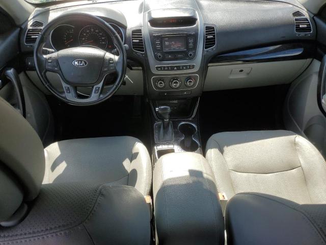 Photo 8 from auction – 2015 KIA SORENTO LX with VIN 5XYKT3A67FG632937