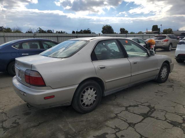Photo 3 from auction – 1996 HONDA ACCORD EX with VIN 1HGCD5658TA108948