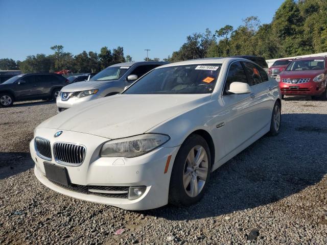 BMW 528 I 2012 مع رقم تعريف المركبة WBAXG5C53CDX02211 - صورة من المزاد