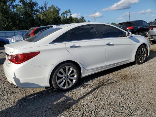 Photo 3 from auction – 2011 HYUNDAI SONATA SE with VIN 5NPEC4AB4BH221188