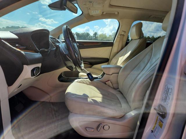 Photo 7 from auction – 2016 LINCOLN MKC RESERV with VIN 5LMCJ3C91GUJ00562