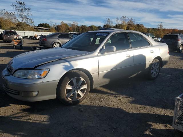 LEXUS ES 300 2000 with VIN JT8BF28G7Y5094265 - Photo from auction