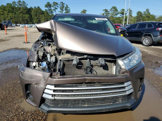 Foto 5 de la subasta – 2018 TOYOTA HIGHLANDER con VIN 5TDZARFH4JS039730