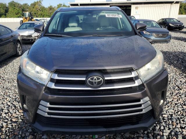 Photo 5 from auction – 2019 TOYOTA HIGHLANDER with VIN 5TDKZRFH4KS306439