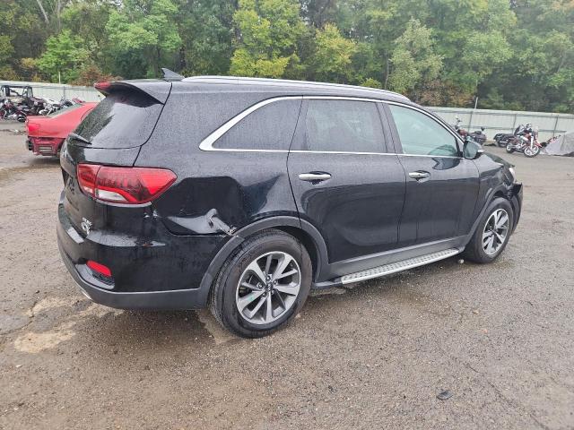 Photo 3 from auction – 2019 KIA SORENTO EX with VIN 5XYPH4A57KG508455