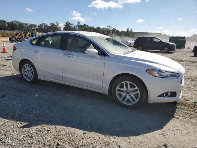 Photo 4 from auction – 2014 FORD FUSION SE with VIN 3FA6P0HD3ER311478