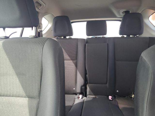 Photo 10 from auction – 2015 TOYOTA RAV4 LE with VIN JTMZFREV4FD046835