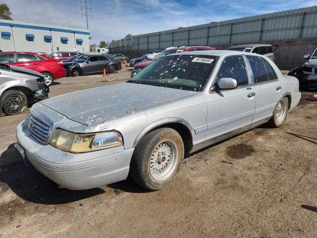 FORD CROWN VICT 2002 con VIN 2FAFP74W82X100516 - Foto de la subasta