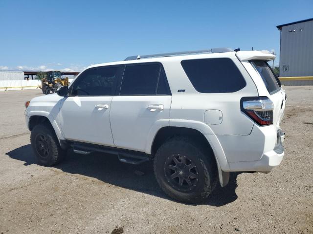 Photo 2 from auction – 2017 TOYOTA 4RUNNER SR with VIN JTEBU5JR3H5415699