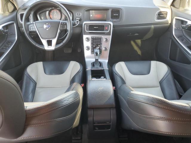 Photo 8 from auction – 2017 VOLVO V60 CROSS with VIN YV440MWK4H1026833