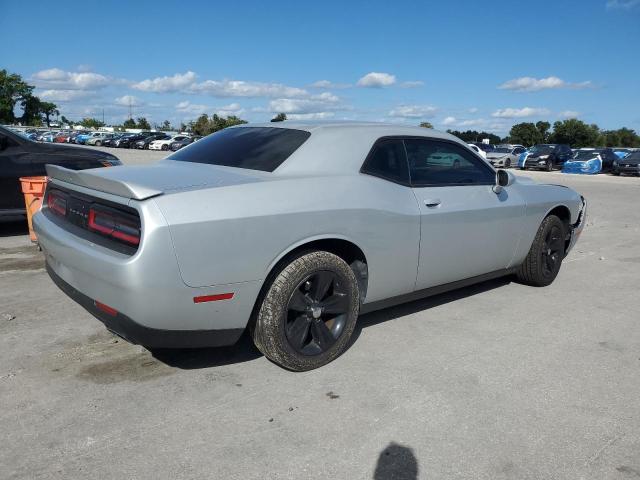 Photo 3 from auction – 2019 DODGE CHALLENGER SXT with VIN 2C3CDZAG2KH744266