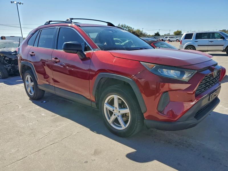 Photo 4 from auction – 2019 TOYOTA RAV4 LE with VIN JTMH1RFV8KD506680