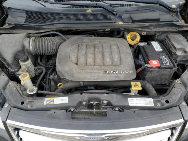 Photo 12 from auction – 2016 CHRYSLER TOWN & COU with VIN 2C4RC1CG4GR119103