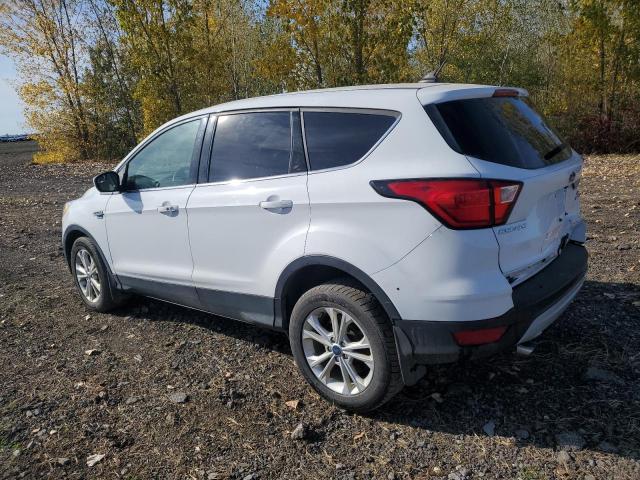 Photo 2 from auction – 2019 FORD ESCAPE SE with VIN 1FMCU9GD7KUB72421