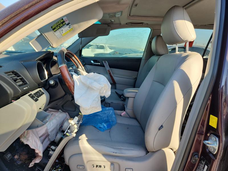 Photo 7 from auction – 2011 TOYOTA HIGHLANDER with VIN 5TDDK3EH2BS046232
