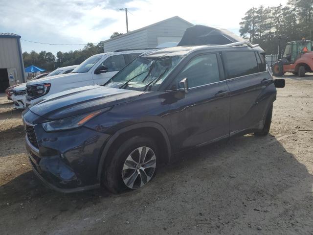 TOYOTA HIGHLANDER 2021 with VIN 5TDGZRAH2MS038054 - Photo from auction