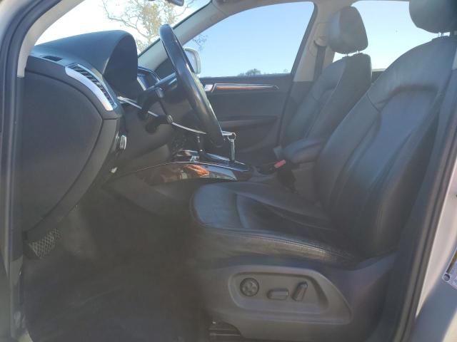 Photo 7 from auction – 2011 AUDI Q5 PREMIUM with VIN WA1CFAFP1BA038771