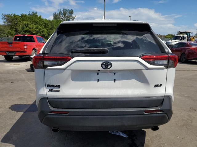 Photo 6 from auction – 2022 TOYOTA RAV4 XLE with VIN 2T3W1RFV2NW219611