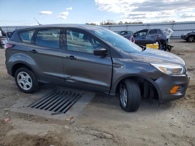 Photo 4 from auction – 2017 FORD ESCAPE S with VIN 1FMCU0F7XHUE42595