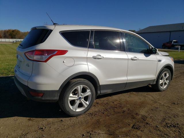 Photo 3 from auction – 2016 FORD ESCAPE SE with VIN 1FMCU9GX9GUA62701