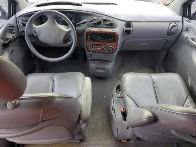 Photo 8 from auction – 2000 CHRYSLER TOWN & COU with VIN 1C4GP54L9YB643880