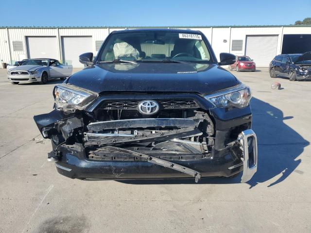 Photo 5 from auction – 2015 TOYOTA 4RUNNER SR with VIN JTEBU5JR7F5240886