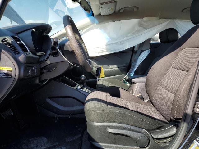 Photo 7 from auction – 2017 KIA FORTE LX with VIN 3KPFK4A73HE153594