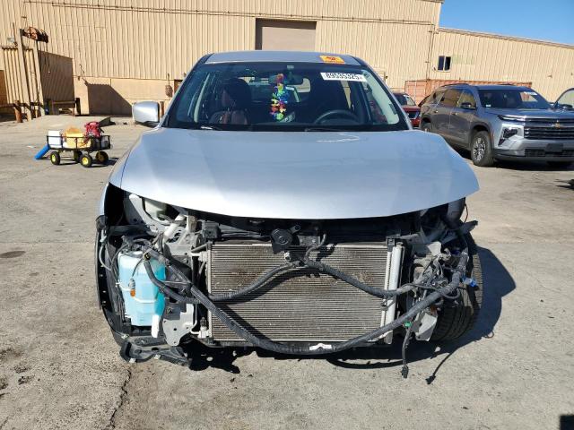 Photo 5 from auction – 2018 NISSAN ROGUE S with VIN KNMAT2MV1JP553228