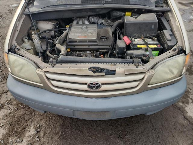 Photo 12 from auction – 2001 TOYOTA SIENNA CE with VIN 4T3ZF19C01U378597