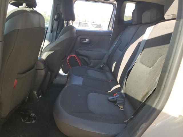 Photo 11 from auction – 2016 JEEP RENEGADE T with VIN ZACCJBCT5GPD58016