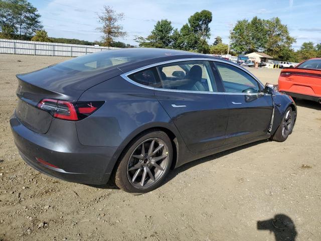 Photo 3 from auction – 2018 TESLA MODEL 3 with VIN 5YJ3E1EA9JF045382