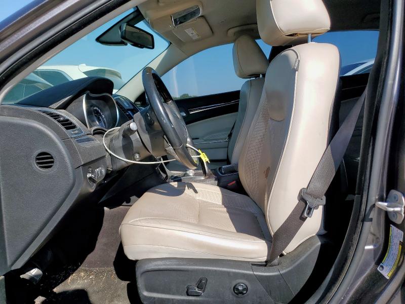 Photo 7 from auction – 2018 CHRYSLER 300 LIMITE with VIN 2C3CCAEG8JH159771