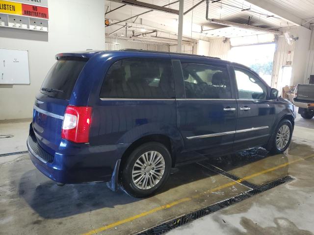 Photo 3 from auction – 2015 CHRYSLER TOWN & COU with VIN 2C4RC1CG0FR611075
