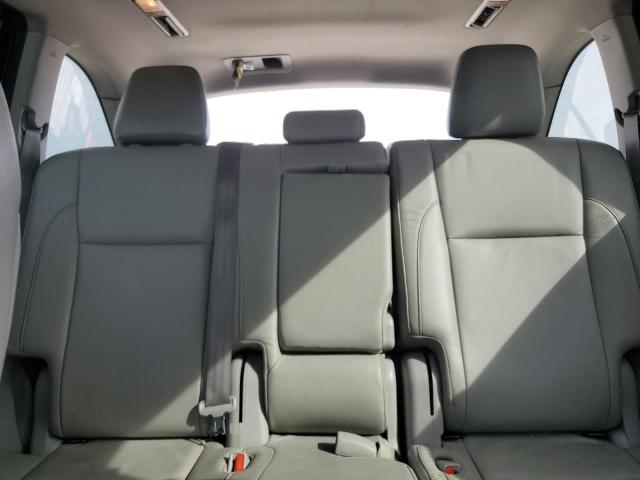 Photo 10 from auction – 2017 TOYOTA HIGHLANDER with VIN 5TDJZRFH8HS517485
